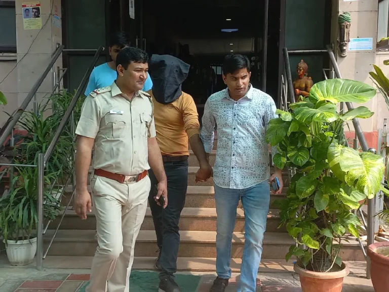 woman brutally killed in delhi by her cousin